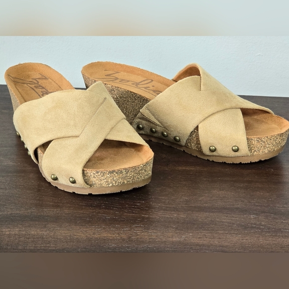 Zodiac Shoes - Zodiac Mila Wedge Samdals Women's Size 8M